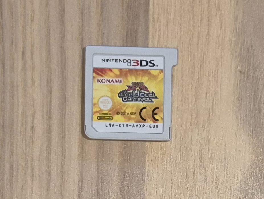 Konsola nintendo 2ds red&white