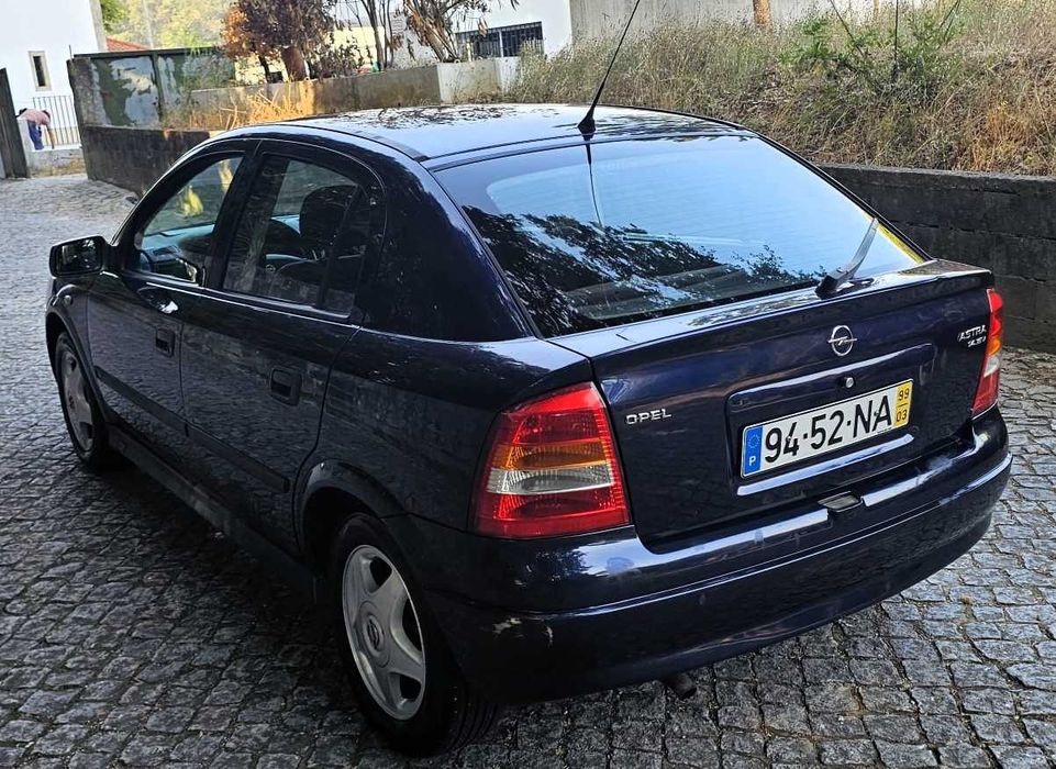 Opel Astra 1.4 90cv 16v Sport