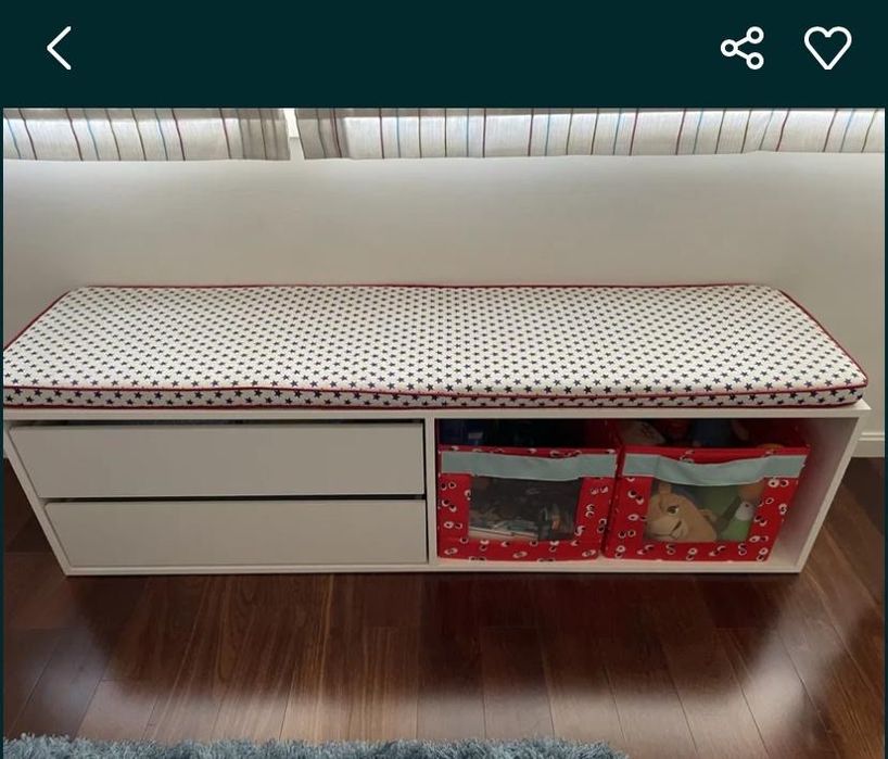 Banqueta com 2 gavetas e cestos para arrumacao
