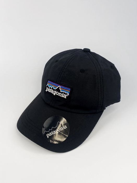 Кепка Patagonia • на застібці з ремінцем.