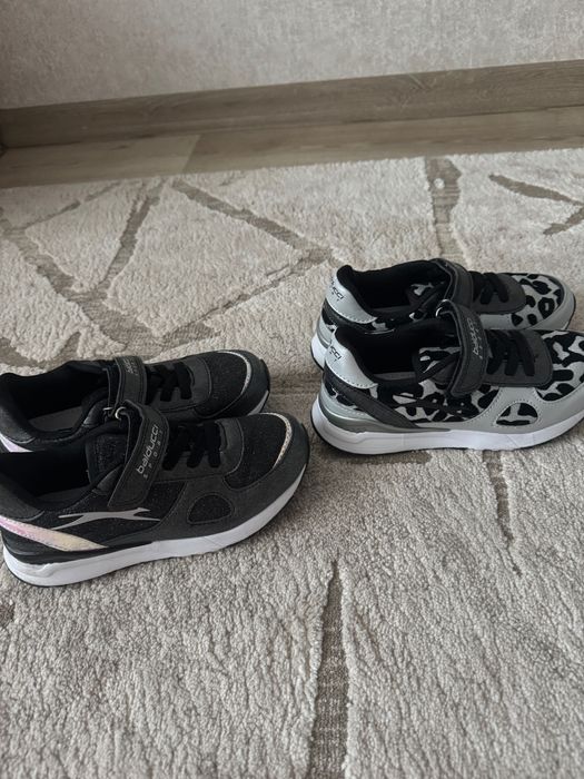 Кросівки для дівчинки