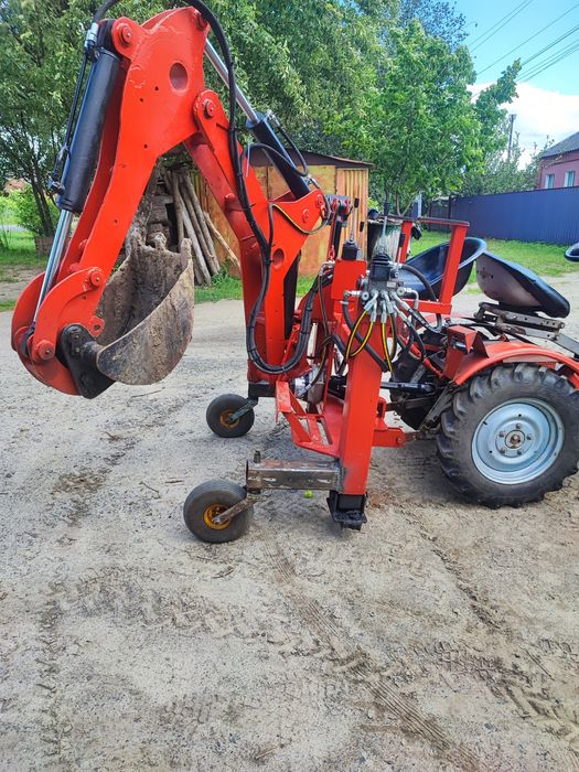 Міні єкскаватор.