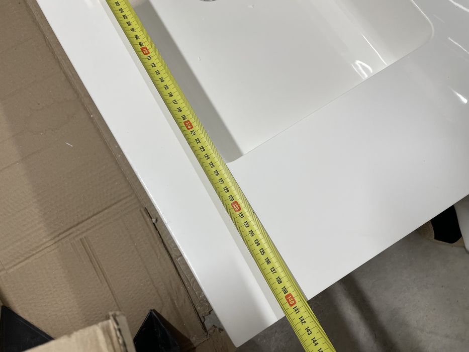 Lavatório 140 cm