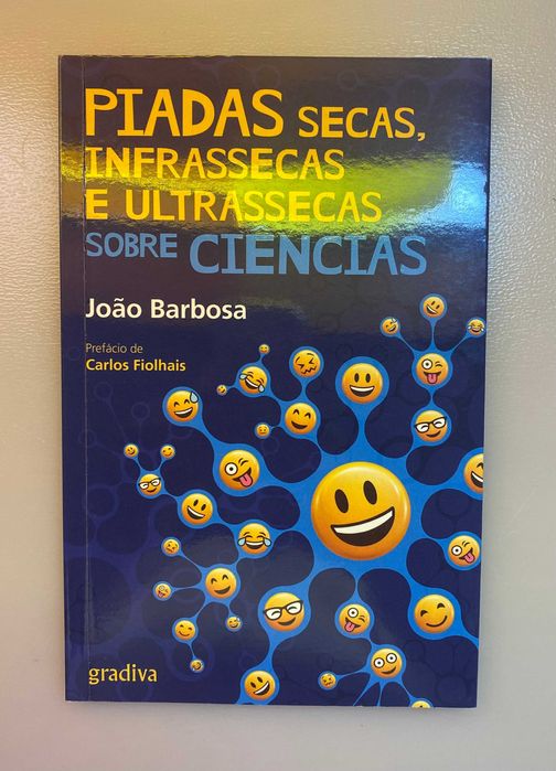 Livro "Piadas Secas, Infrassecas e Ultrassecas Sobre Ciências"