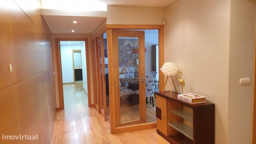 Apartamento T2 em Pico do Salomão- Condomínio fechado com Piscina