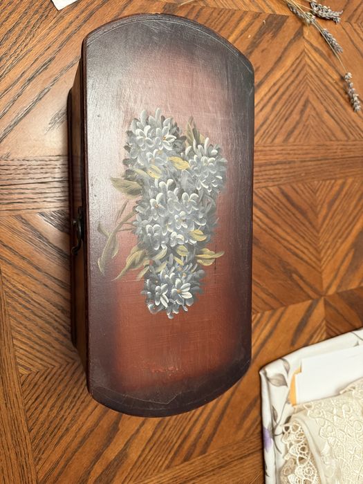 Шкатулка деревʼяна