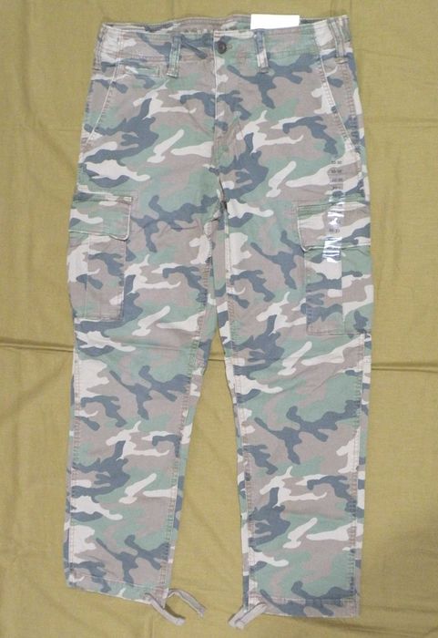 Spodnie American Eagle FLEX camo cargo jogger S