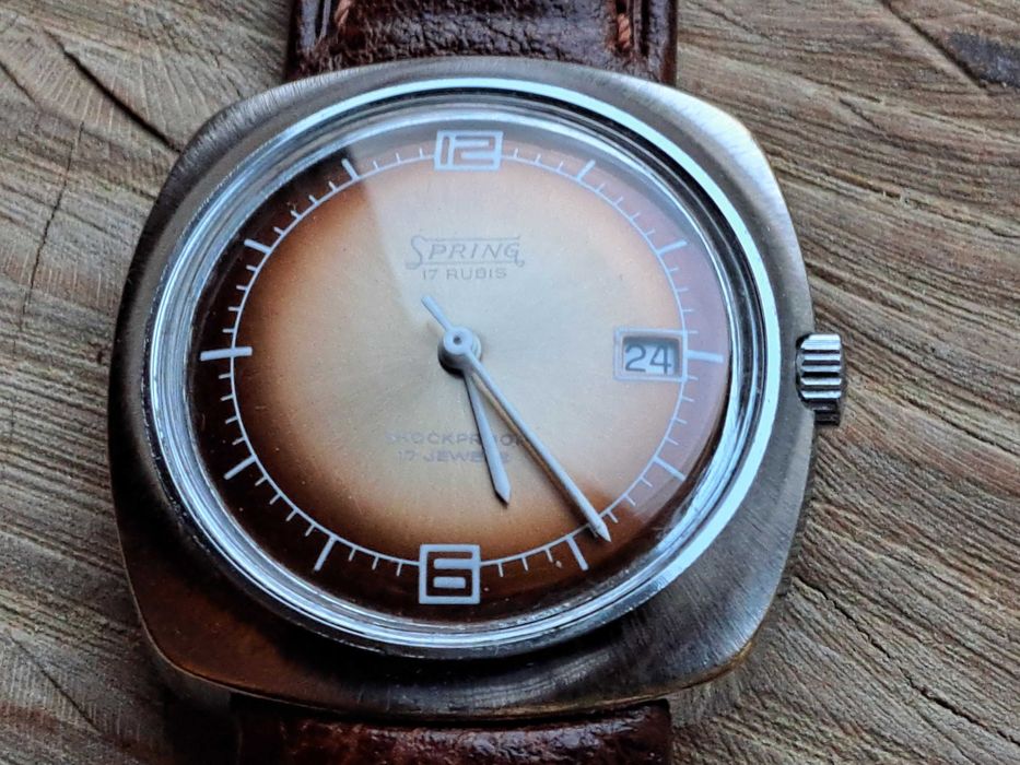 Relógio de pulso de homem, marca SPRING