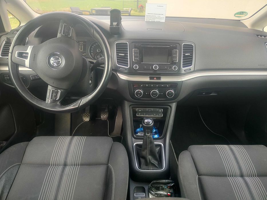 Sprzedam VW SHARANA elektryczne  otwieranie drzwi wersja MATCH