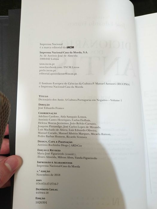 Dicionário dos Antis