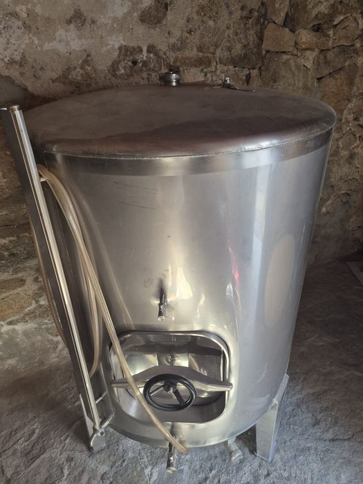 Cuba inox 750 litros