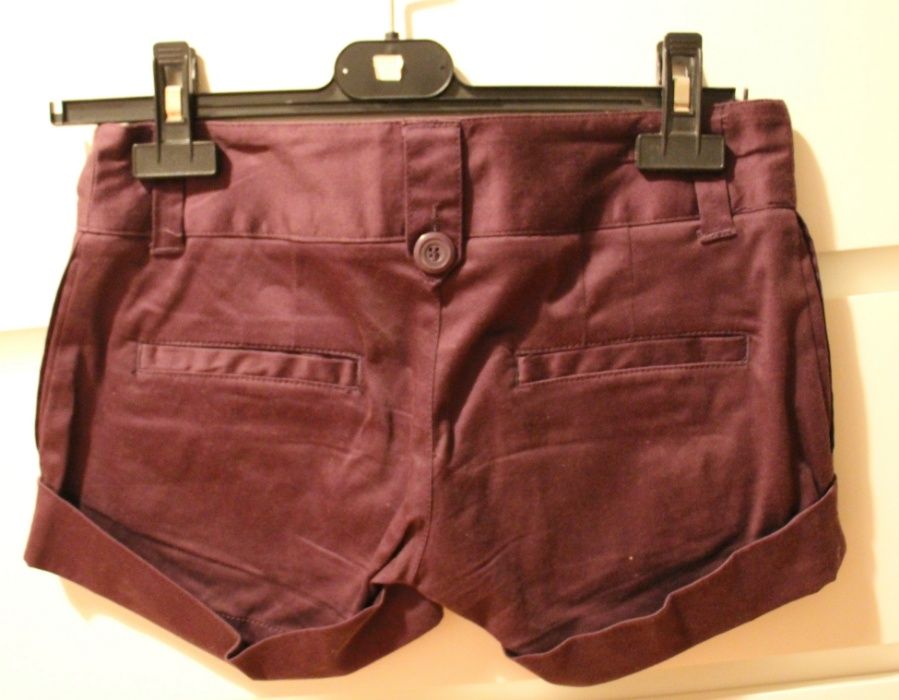 Calções acetinados roxos