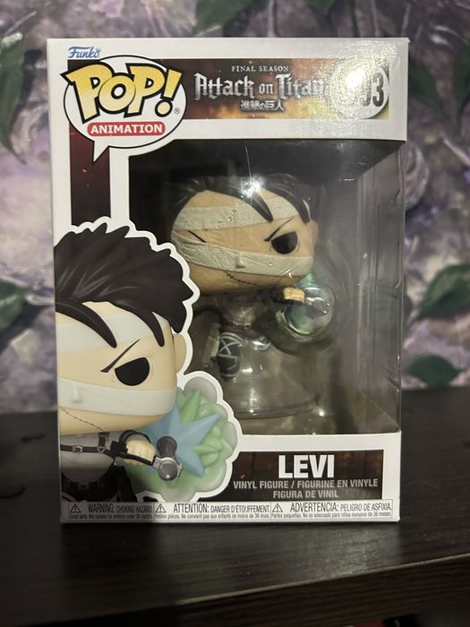 Фігурка Funko POP! Атака титанів Леві