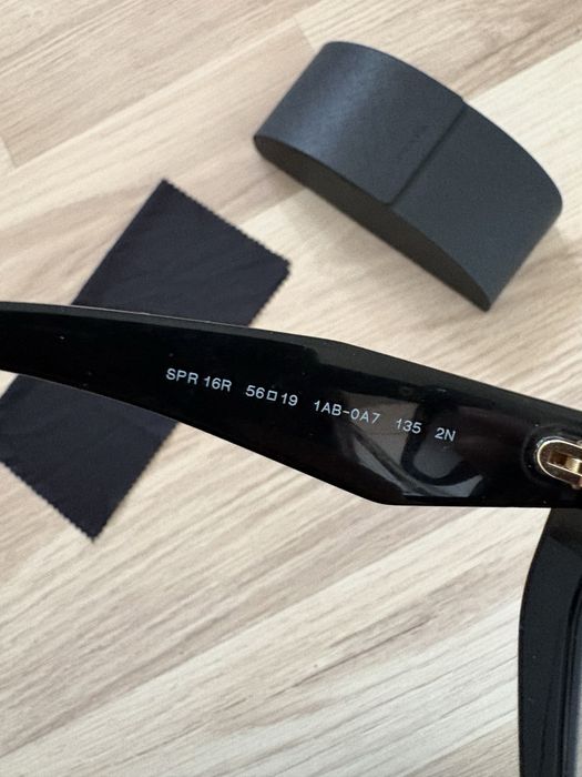 Okulary przeciwstoneczne Prada SPR 16R stan bardzo dobry
