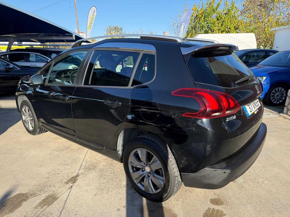 Peugeot 2008 1.2 PureTech Style