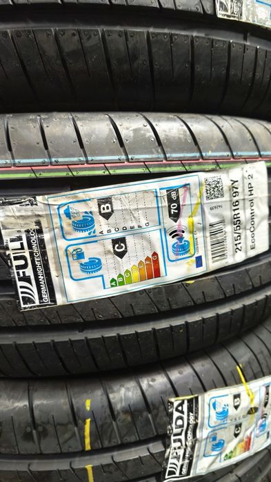 Pneus  215/55/16