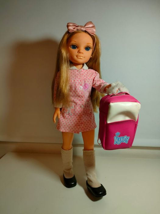 Nancy Escola Boneca