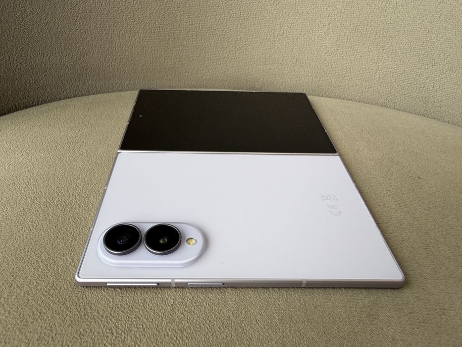 Samsung Galaxy Fold 8 12/256ГБ Lavender EU