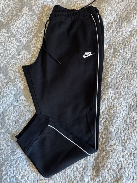 Spodnie dresowe nike