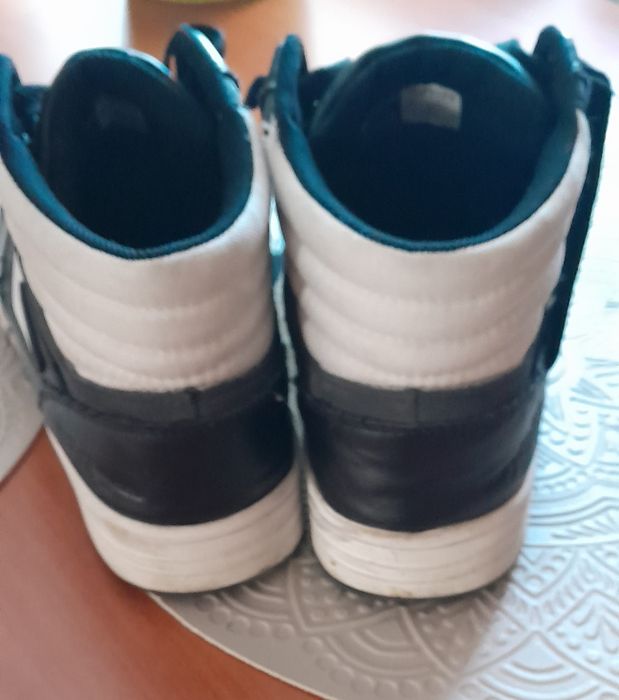 Buty męskie Cropp