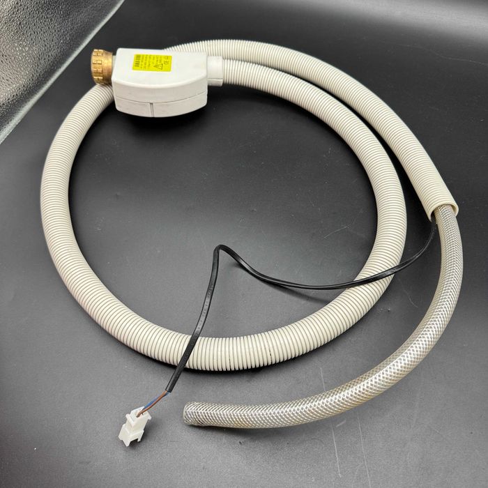 Wąż dopływowy aquastop zmywarki Miele