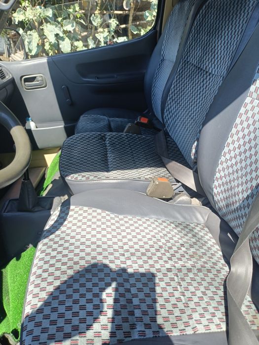 Toyota Hiace 9 lugares