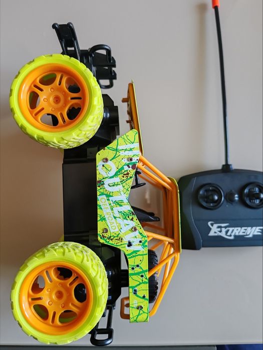 Carro telecomandado Buggy Outlaw da One Two Fun