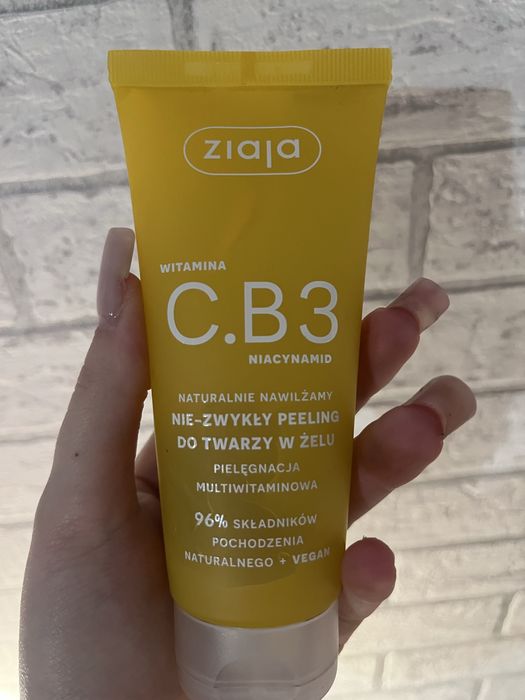 Ziaja witamina CB3 Niacynamid peeling do twarzy 100 ml