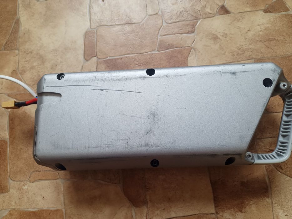 Батарея Li ion 36В 12,8Аг.