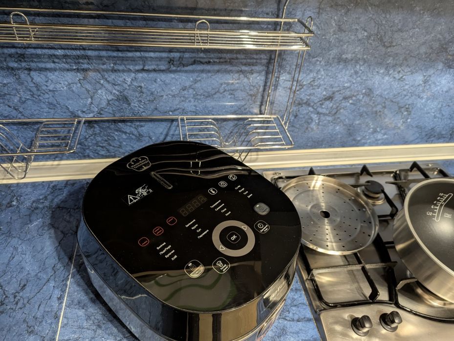 Продам мультиварку Tefal Multicook & Bake IH