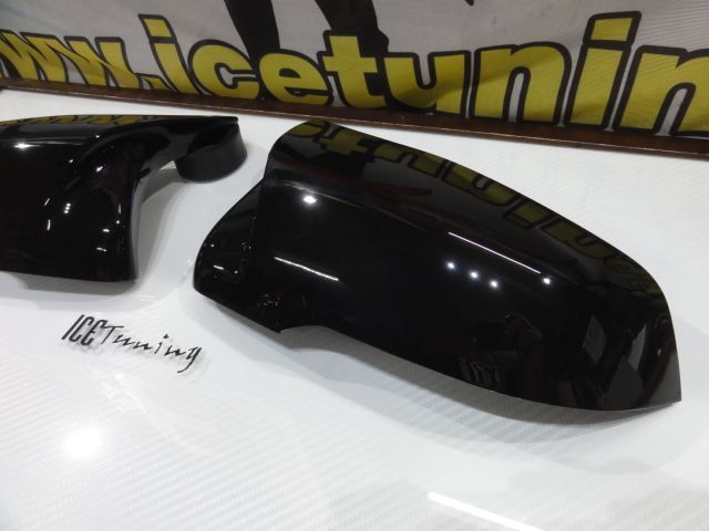 Capas, carcaça de espelhos M4 look em preto piano brilhante BMW X1 F48 F49, X2 F39, Serie 1 F40, F53, Serie 2 gran coupe F44, Z4 G39 em plástico