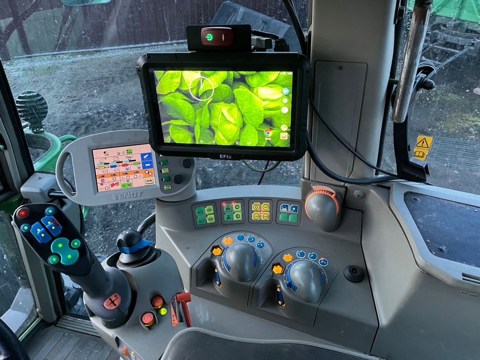 Fendt 415 Vario z nawigacją