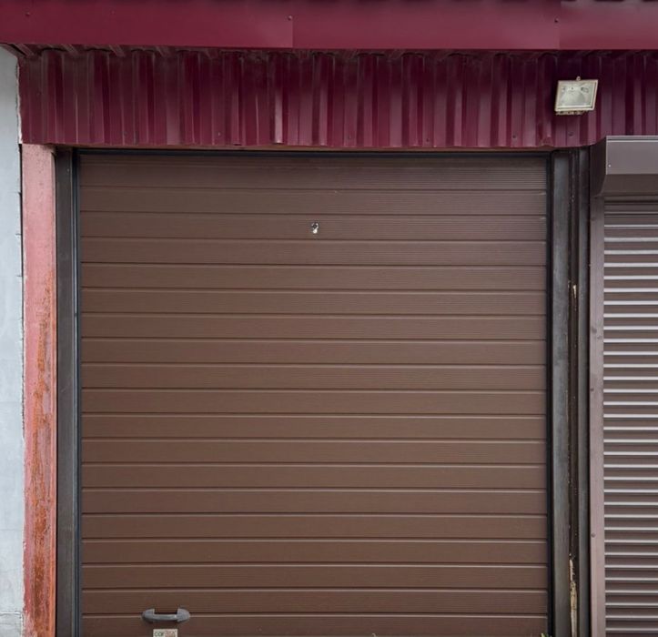 Продаж гараж 12.7 м2, вул.Кониського ,Тургенівська  44,Центр