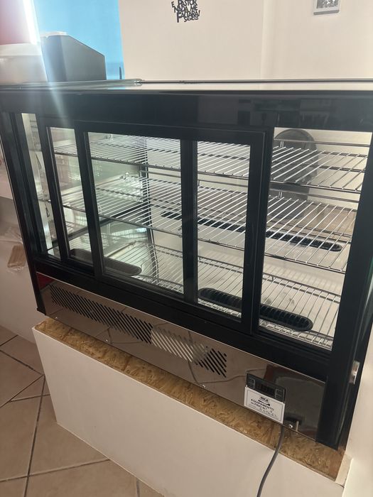 Vitrine refrigerada 160 litros