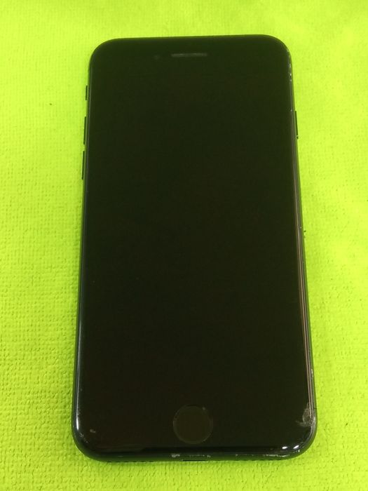 Apple iPhone 7 "32Gb/86%"