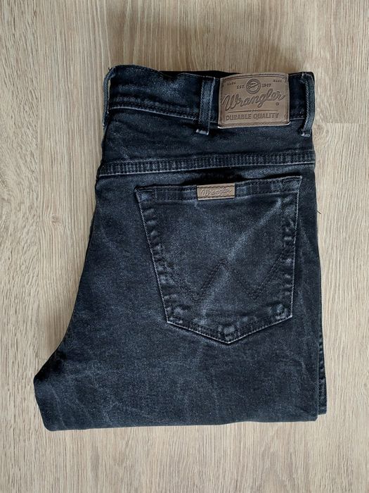 Wrangler Durable spodnie jeansowe jeansy dżinsy klasyczne czarne W35 L32