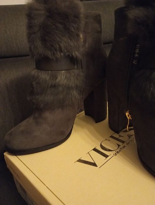 Buty  zimowe z futerkiem