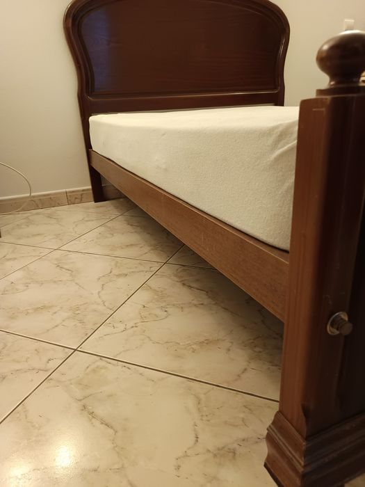 Cama com colchão