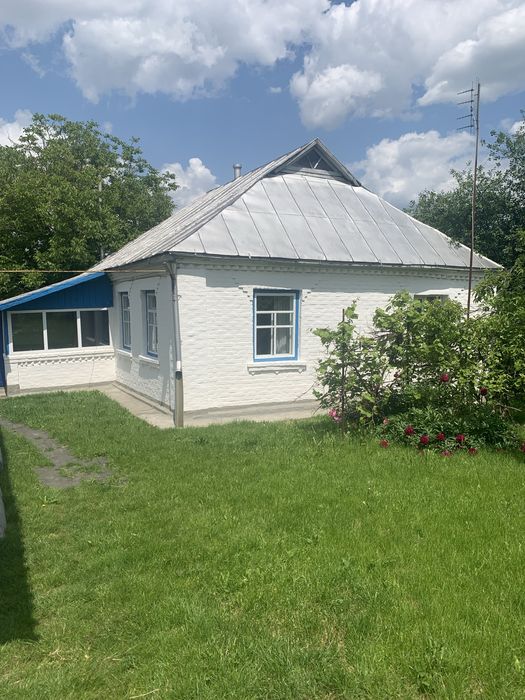 Продам будинок цегляний