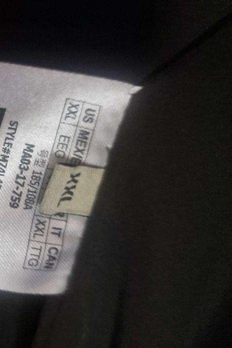 Casaco acolchoado Guess