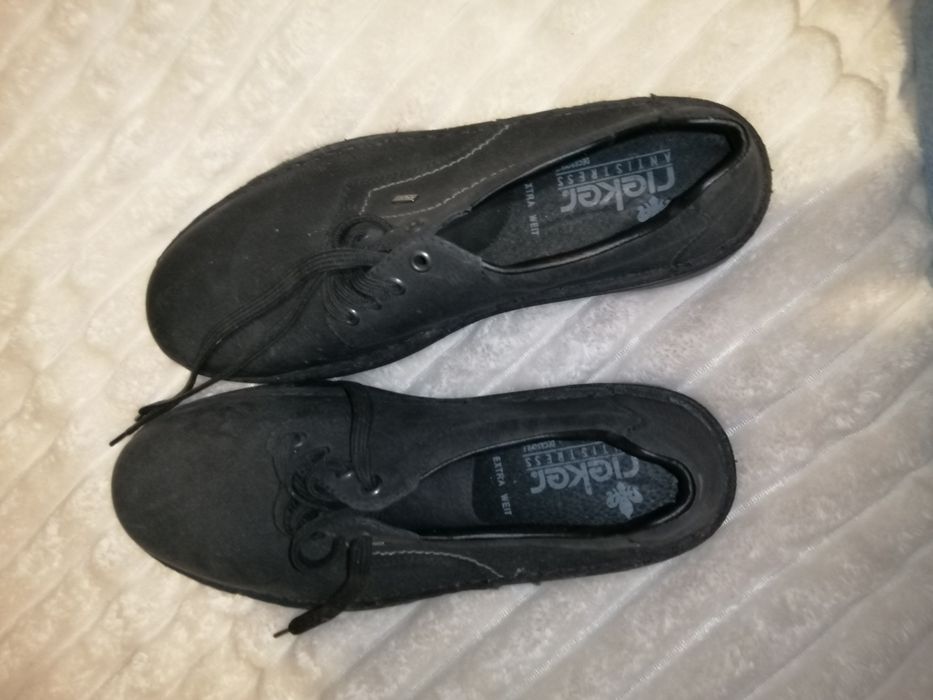 Nowe buty czarne