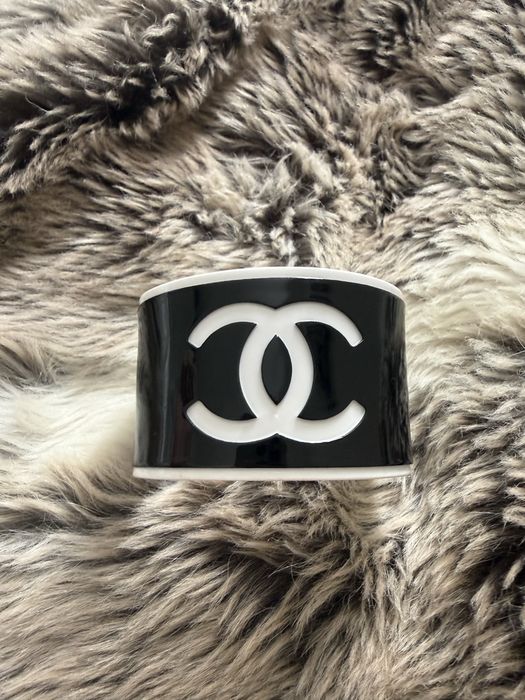 Bransoletka Chanel CC resin bracelet