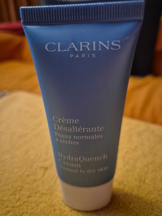 HydraQuench Cream Clarins - krem nawilżający 30 ml + kosmetyczka