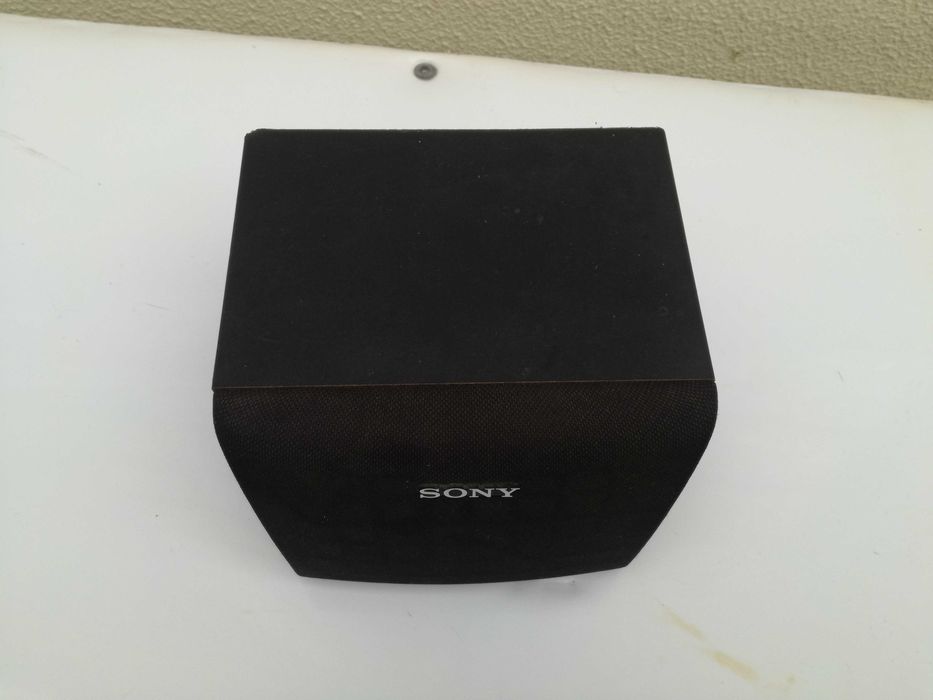 Coluna Sony modelo SS - SR 120