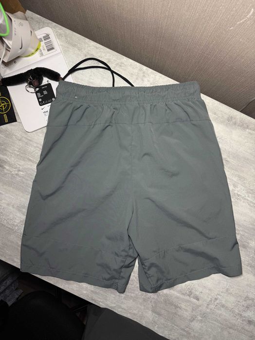 Легкі спортивні шорти nike flex woven shorts s-m