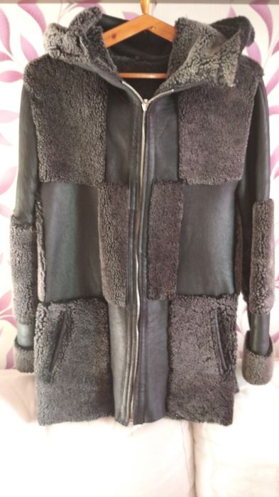 Дубленка женская.