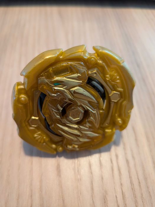 Beyblades Burst da Hasbro a 5 EUR cada