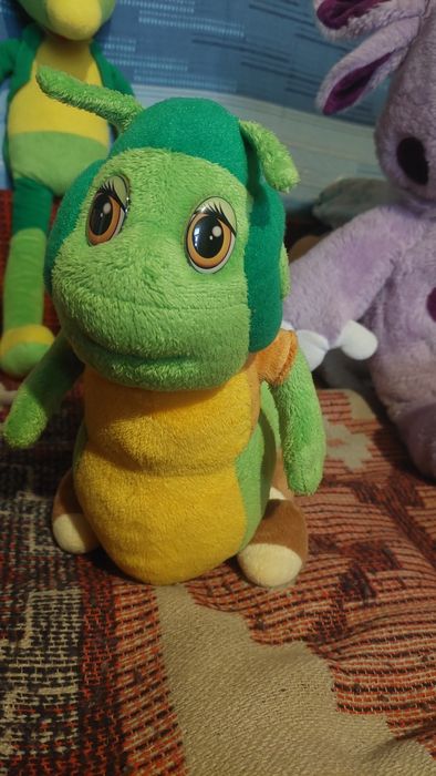 Игрушки  лот 6 игрушек  можно купить по одному смотрите опис