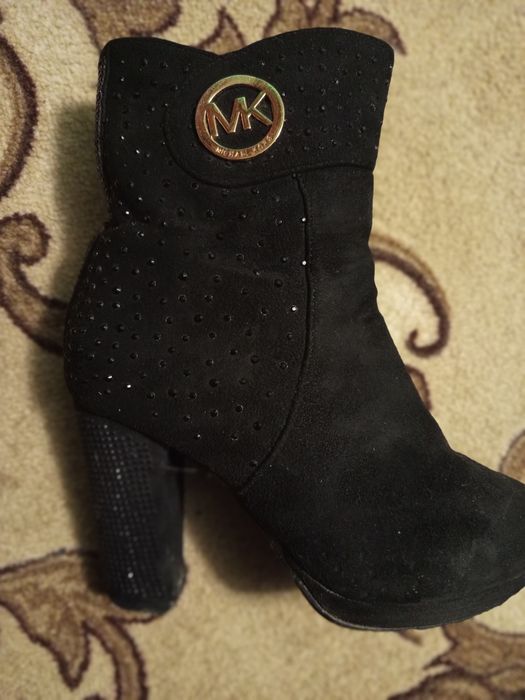 Черевики весна осінь замшеві