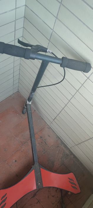 Trotinete Como Nova